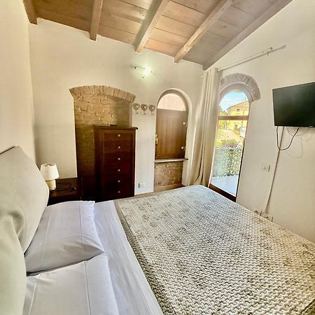 Casa Vacanze Elena Rometta Exterior foto